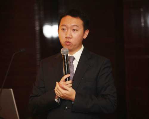 宝宝吃什么鱼好 首推三文鱼~代怀咨询